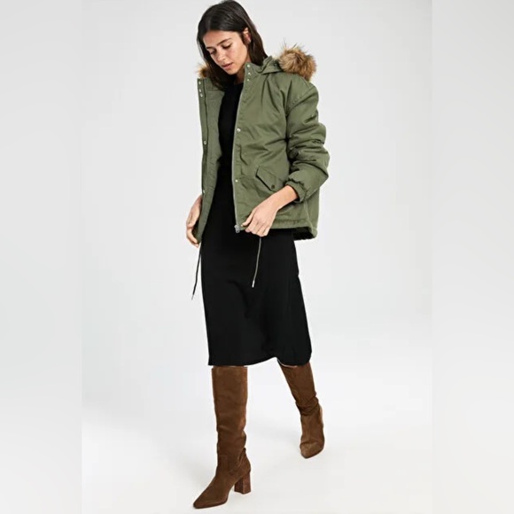 Love Tree Olive Puffer Jacket with Faux Fur Hood - Picture 5 of 6